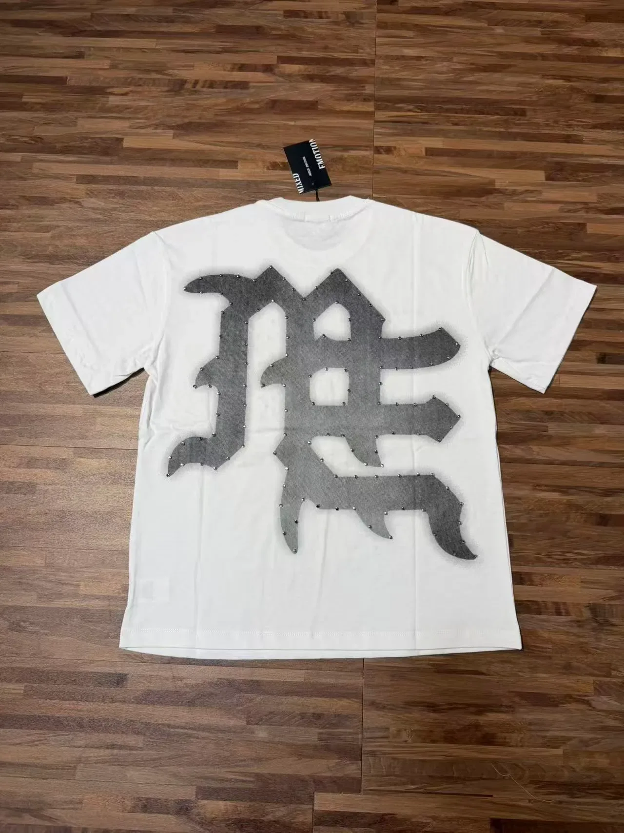 White Studded Graphic Print Oversized T-Shirt 3