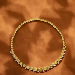 Collier de tennis avec gemmes jaunes et transparentes