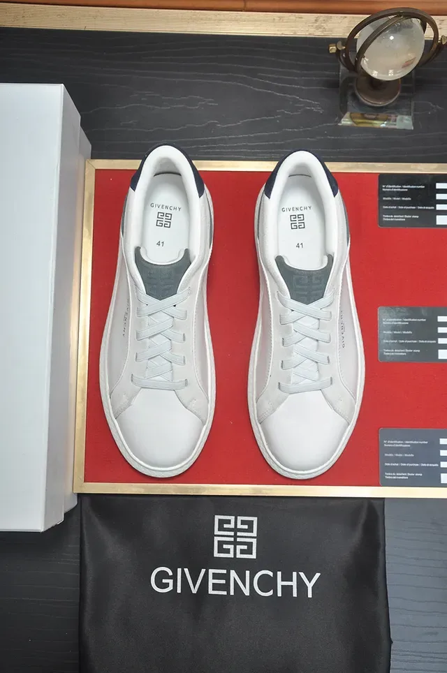 Givenchy City Sport blanco y marino zapatillas lifestyle 4