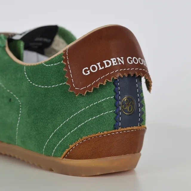 Golden Goose Superstar Chaussures Lifestyle en Daim Vert avec Étoile 4