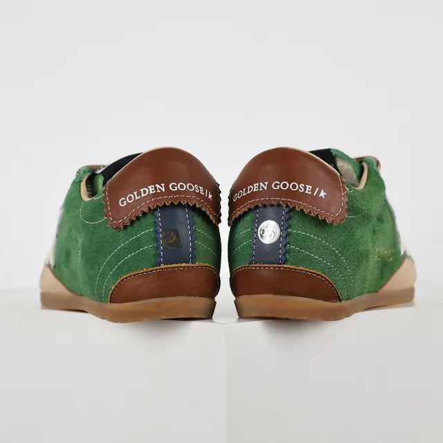 Golden Goose Superstar Chaussures Lifestyle en Daim Vert avec Étoile 8