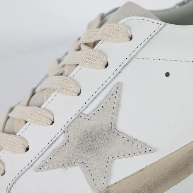 Golden Goose Superstar Blanc Argent usé semelle gomme scintillant étiquette talon sneakers lifestyle 6
