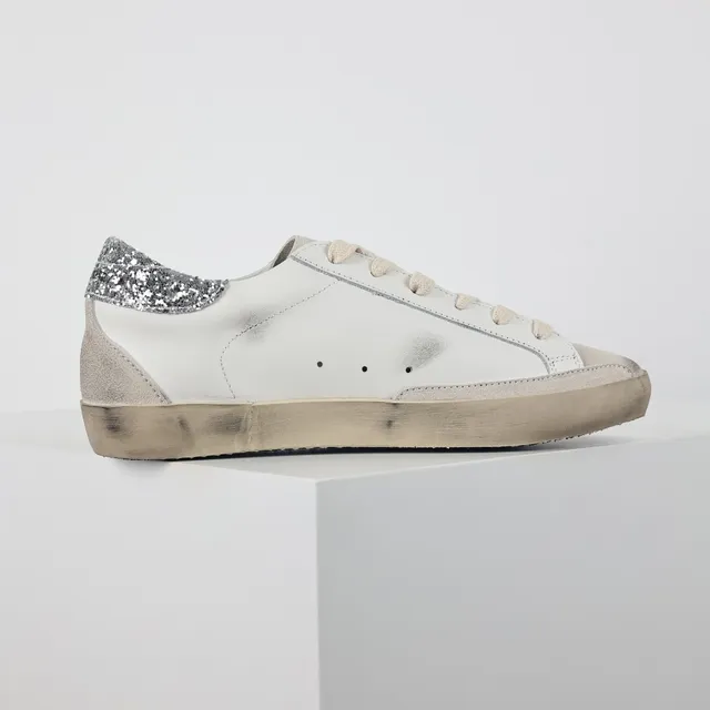 Golden Goose Superstar Blanc Argent usé semelle gomme scintillant étiquette talon sneakers lifestyle 7