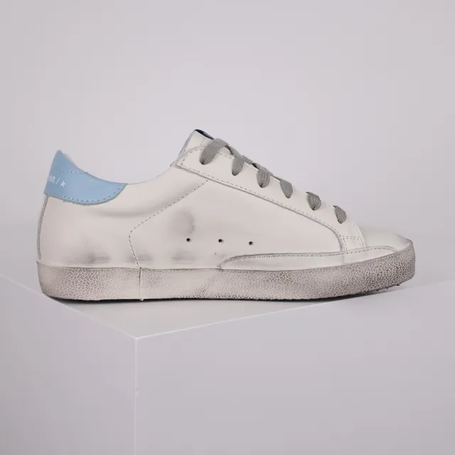 Golden Goose Sneakers Lifestyle Blanc et Rose en Cuir Distressed avec Glitter Star Appliqué 7