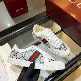 Gucci Ace GG Monogram Web Stripe zapatillas lifestyle