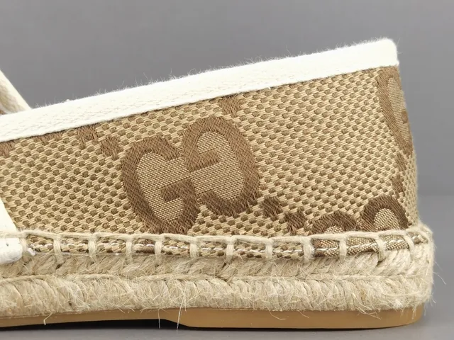 Gucci 米色棕色印花帆布草编鞋底船鞋 7