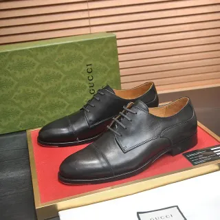 Gucci काले कैप टू ऑक्सफोर्ड जूते