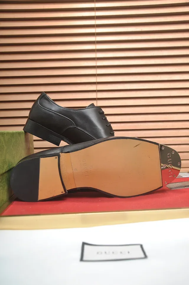Gucci Chaussures Oxford à Cap-Toe Noir 3