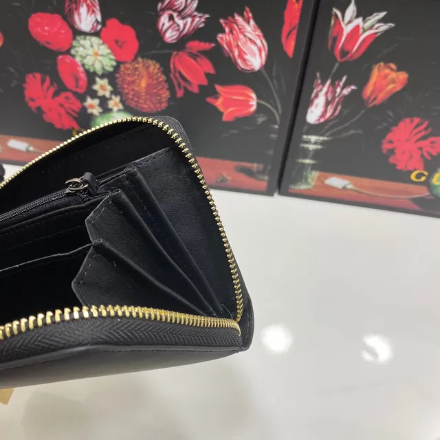 Gucci काला सोना उभरा GG मॉनोग्राम मैट लेदर लंबा वॉलेट 2