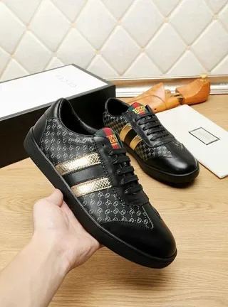 Gucci Negro Dorado Cuero Superior Monogram-Print Paneles Laterales Lifestyle Sneakers 5