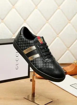 Gucci Negro Dorado Cuero Superior Monogram-Print Paneles Laterales Lifestyle Sneakers 8