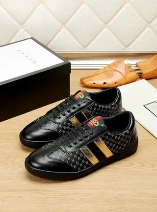 Gucci Negro Dorado Cuero Superior Monogram-Print Paneles Laterales Lifestyle Sneakers 9