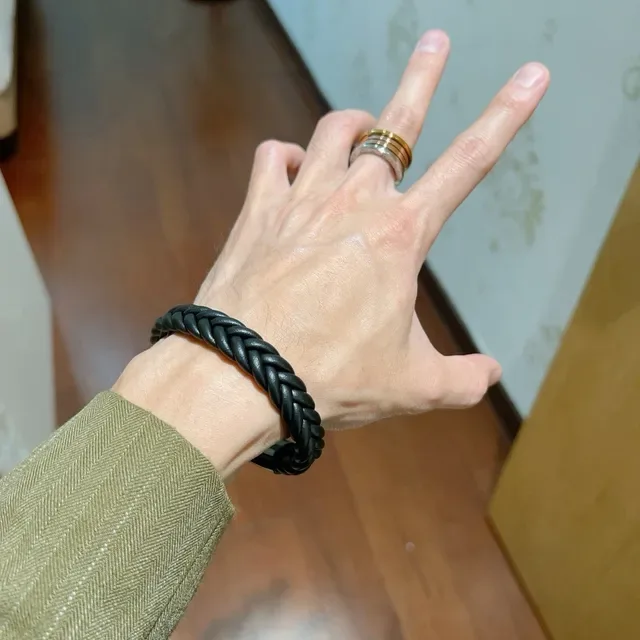 Gucci Black Gray Braided Leather Magnetic Clasp Bracelet 4