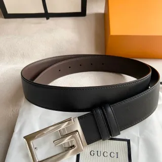 Gucci Cinturão de couro preto prateado suave com fivela G interlock