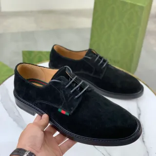 Gucci काले स्यूड वेब स्ट्राइप ऑक्सफोर्ड जूते