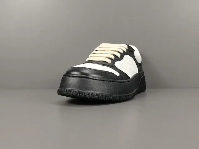 Gucci কালো সাদা প্ল্যাটফর্ম সোল পারফোরেটেড লেদার লাইফস্টাইল স্নিকার্স 2