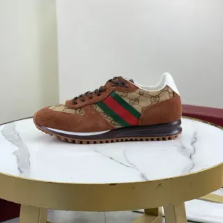 Gucci 棕褐米色麂皮 GG 帆布鞋面 红绿 Web 条纹 生活方式运动鞋