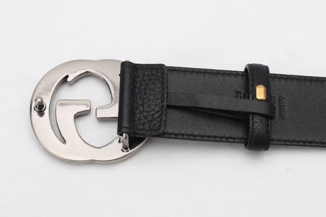 Gucci Double G 黑色粒面皮革腰带 2