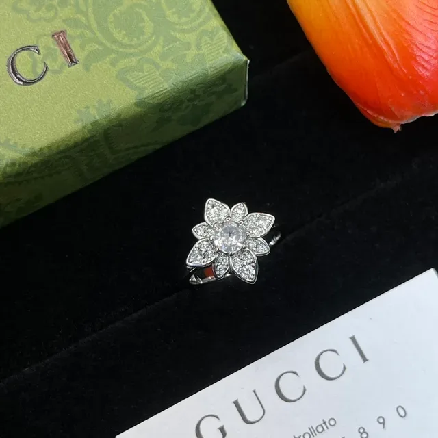 Gucci Flora Floral Pavé Interlocking G Ring 2