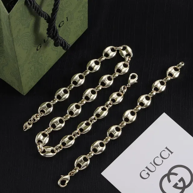 Gucci Gancini Gold Oval-Link Chain Necklace 7