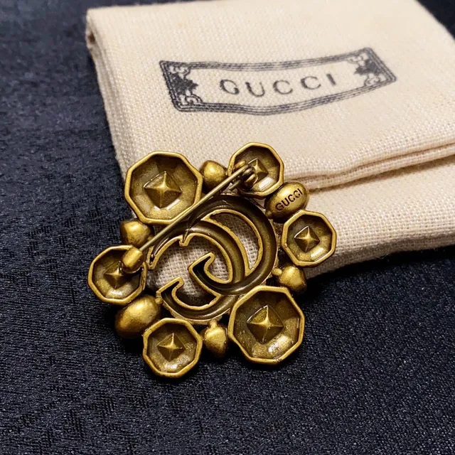 Gucci GG Logo बहु रत्न फूल ब्रोच 6