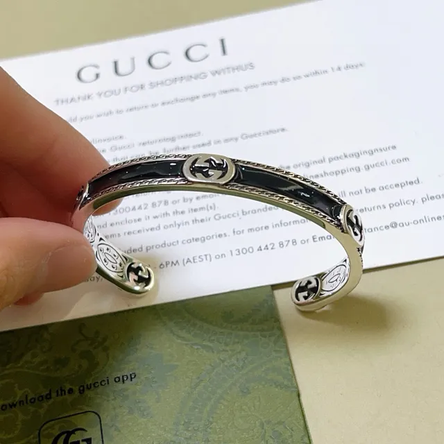 Gucci GG Marmont Pulseira aberta de esmalte preto 6