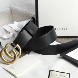 Gucci GG Marmont काला गोल्ड इंटरलॉकिंग जी बकल स्मूथ लेदर बेल्ट