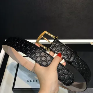 Gucci GG Marmont 压花黑色皮带