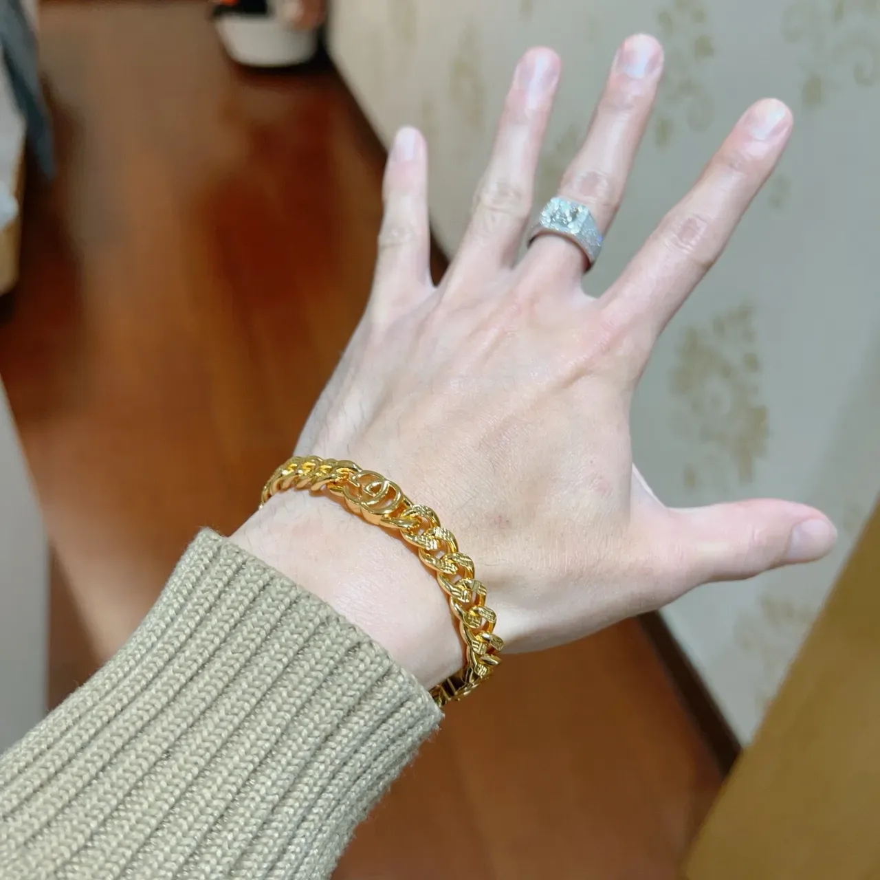 Bracelet Gucci GG Marmont Or Chaîne Curb-Link Chunky Motifs Interlocking Double-G 8