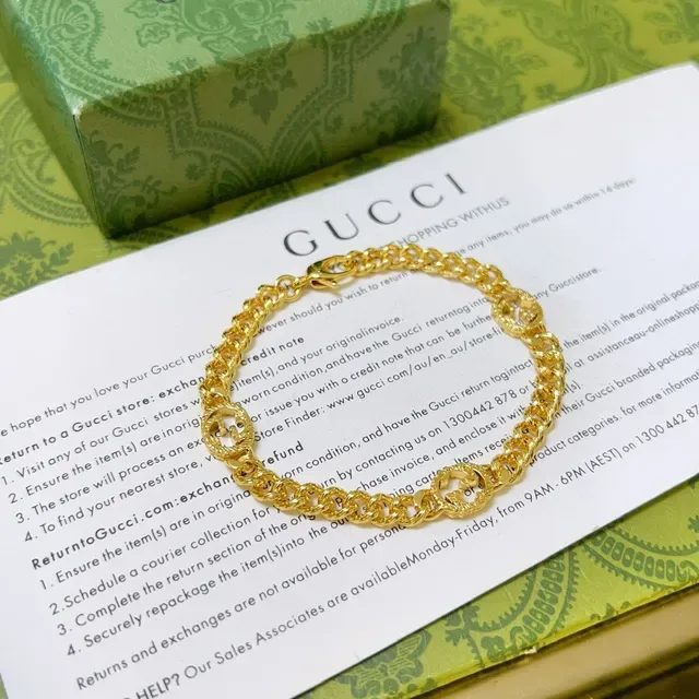 سوار Gucci GG Marmont ذهبي سلسلة كرب لينك سميكة مع medallions شعار G متشابك 5