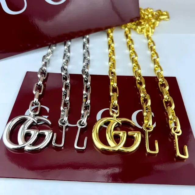 Gucci GG Marmont Chaîne Curb Dorée Pendentif Interlocking Double-G Sac Ceinture de Mode 6
