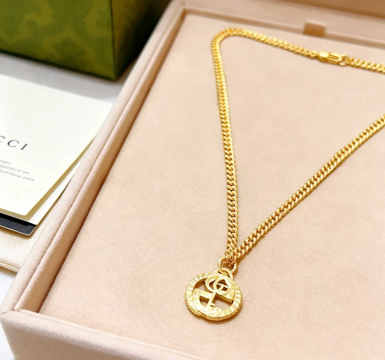 Gucci GG Marmont 曲链金色项链 2