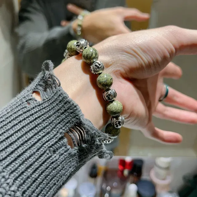 Gucci GG Marmont Green Silver Beaded Interlocking G Charms Bracelet 2