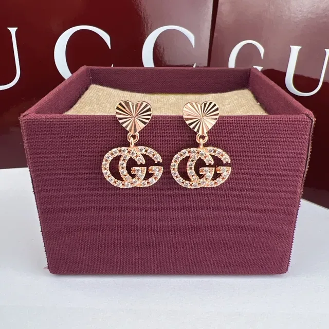 Gucci GG Marmont হার্ট এবং Double G ক্রিস্টাল ইয়াররিংস 6