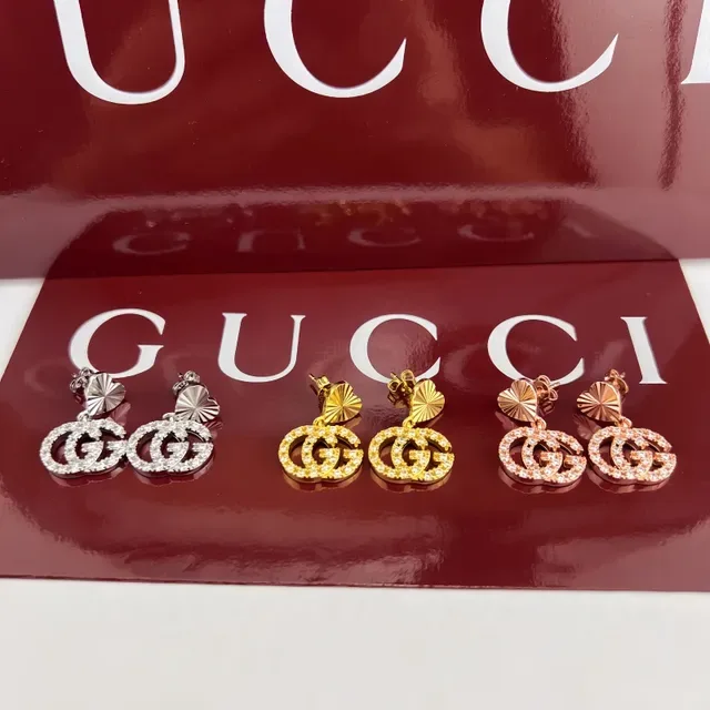 Gucci GG Marmont হার্ট এবং Double G ক্রিস্টাল ইয়াররিংস 8