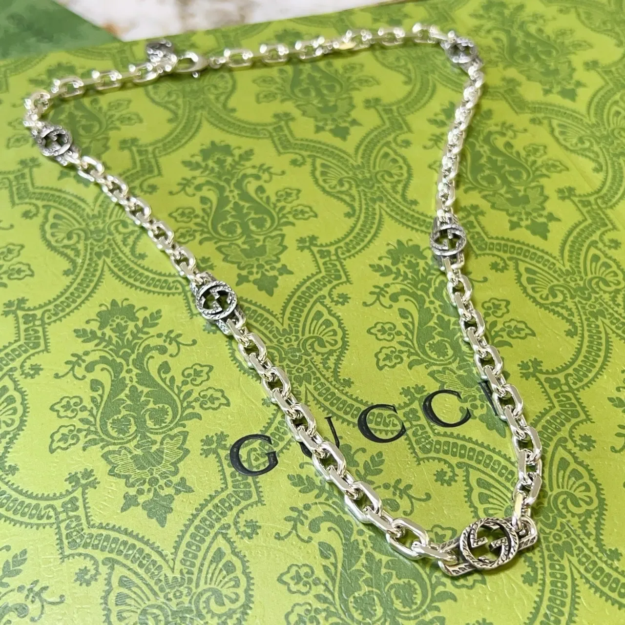 Gucci GG Marmont Silver Chain Interlocking Medallions Necklace 6