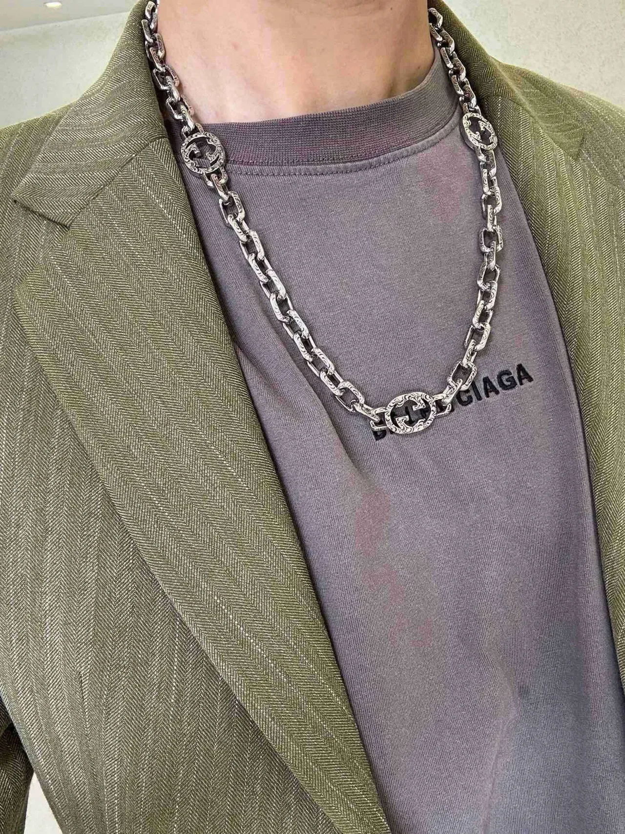 Collier Gucci GG Marmont Argent Vert Chaîne à maillons lourds Médaillons Gravés Double-G 8