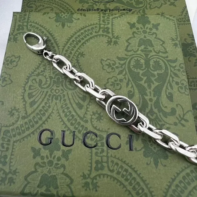 Gucci GG Marmont Silver Interlocking G Logo Links Polished Metal Necklace 2