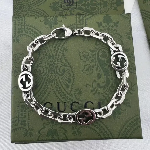 Gucci GG Marmont Silver Interlocking G Logo Links Polished Metal Necklace 6