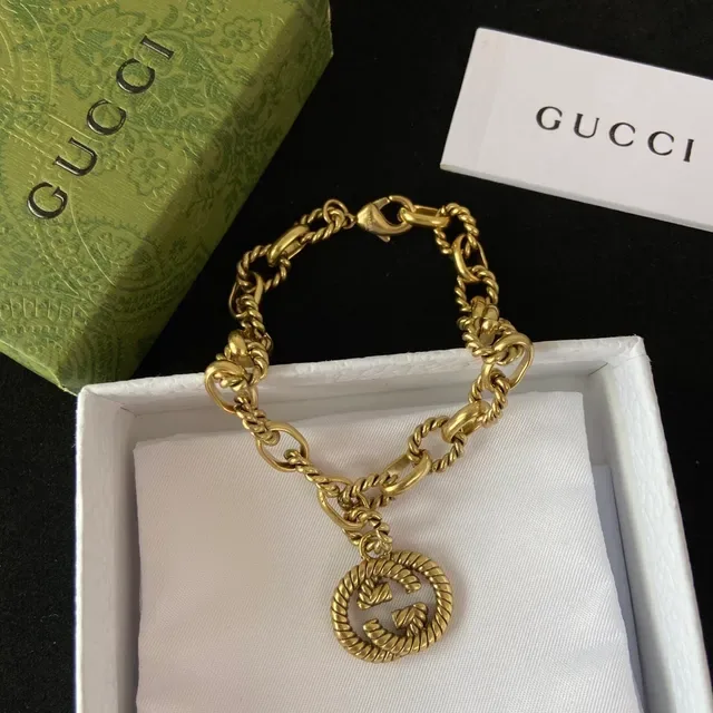 Gucci GG Marmont Cadena con eslabones de cuerda trenzada en tono dorado 4