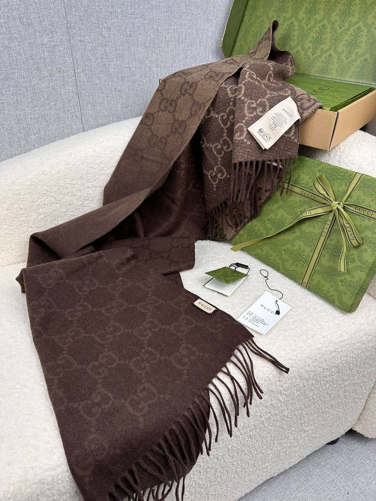 Écharpe Gucci GG Monogram en Cachemire Marron 7