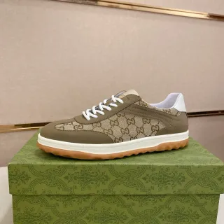 Gucci GG Monogram 麂皮生活休闲鞋