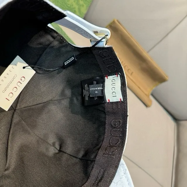 Gucci GG Monogram Web Stripe बेसबॉल कैप 4