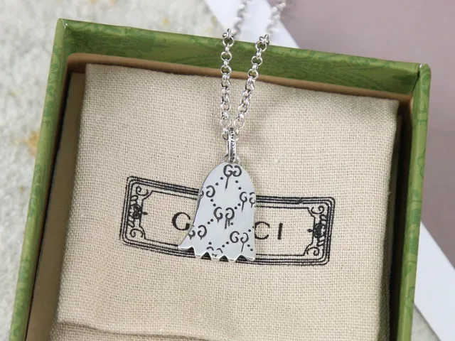 Gucci Ghost Interlocking GG Silver-Tone Pendant Necklace 6