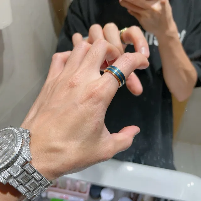 Anillo Gucci Banda Ancha Rayas Dobles Esmaltadas Azul Dorado 2