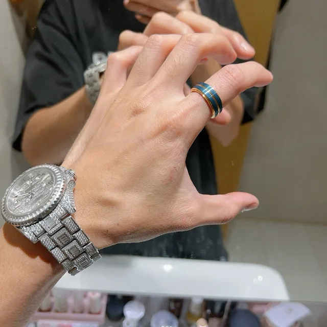 Anillo Gucci Banda Ancha Rayas Dobles Esmaltadas Azul Dorado 8
