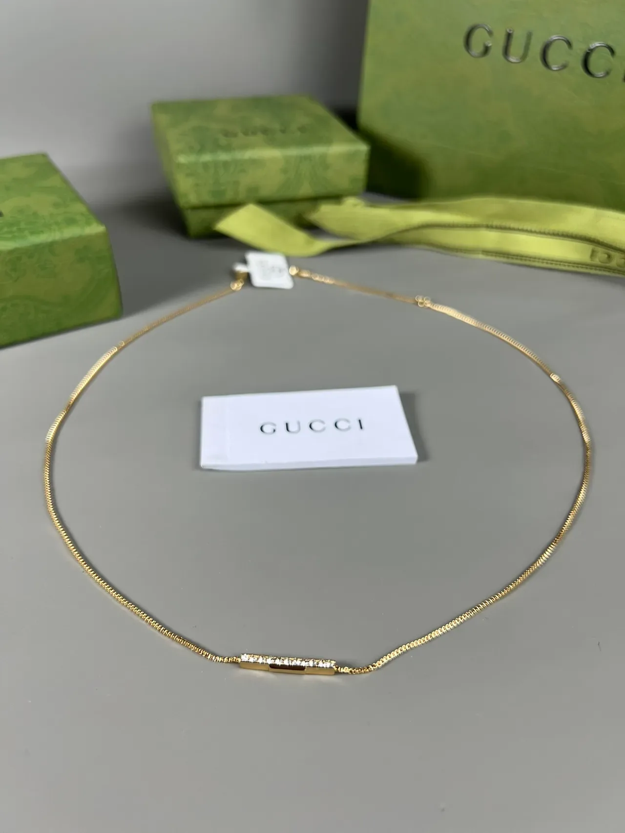 Gucci Collier Chaîne Box Or Argent Pendentif Bar Pavé de Cristal 4