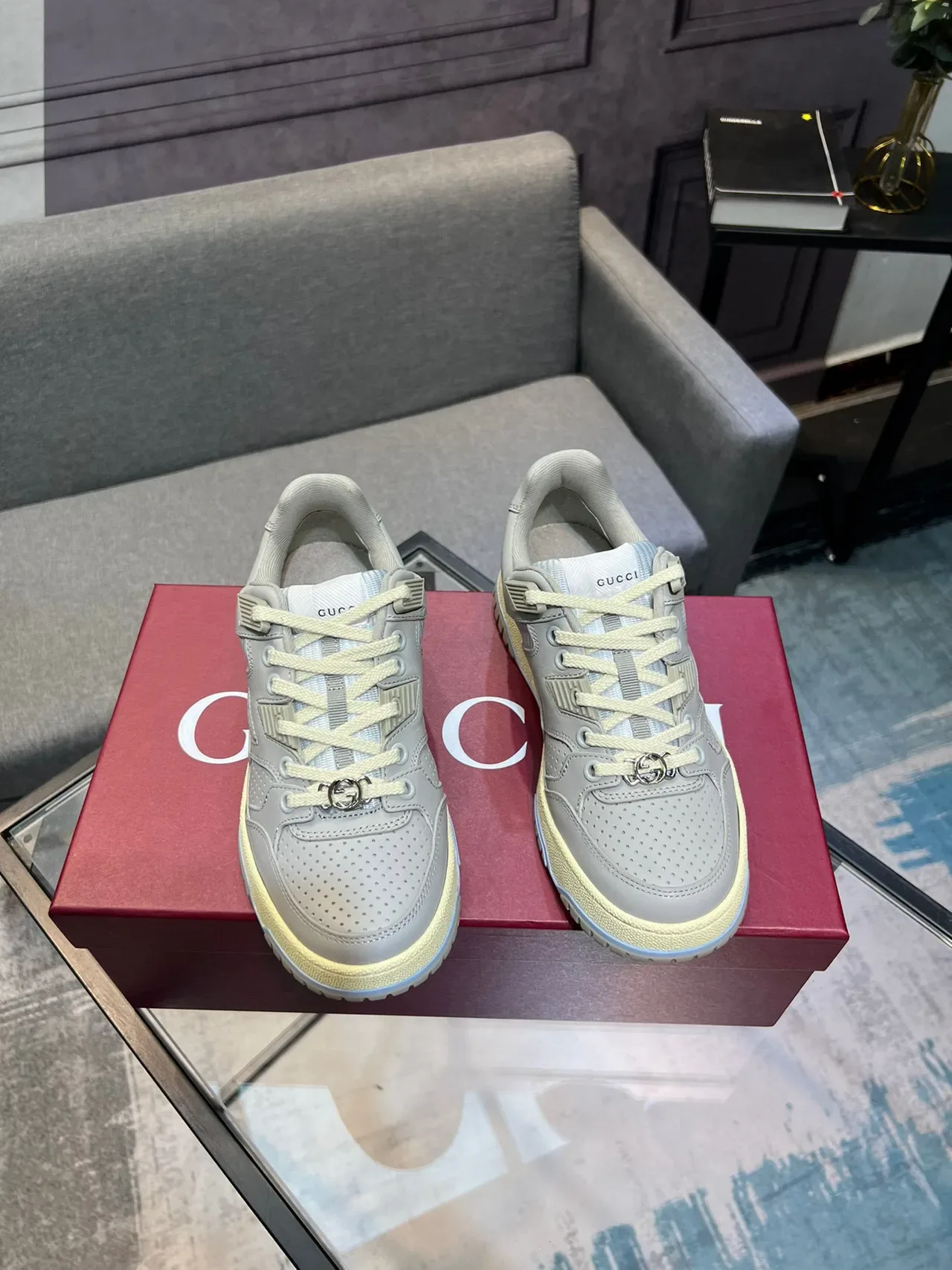 Gucci 灰色米色 镂空脚趾 分层叠加 运动鞋 7
