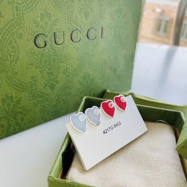 Gucci Heart-Shaped Enamel Double G Stud Earrings 2