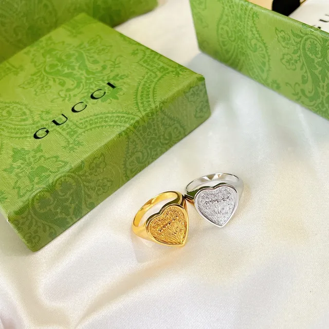 Gucci 心形印章戒指 金色和银色帕维纹理戒指 6